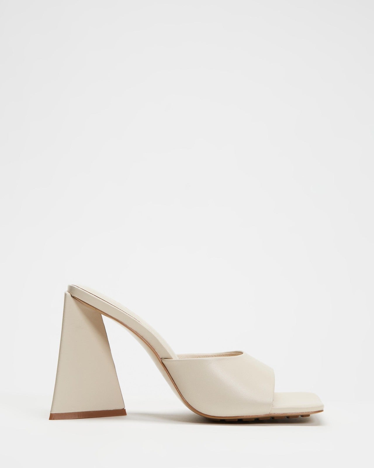 Alias Mae Leather Rini Heel - Size 41